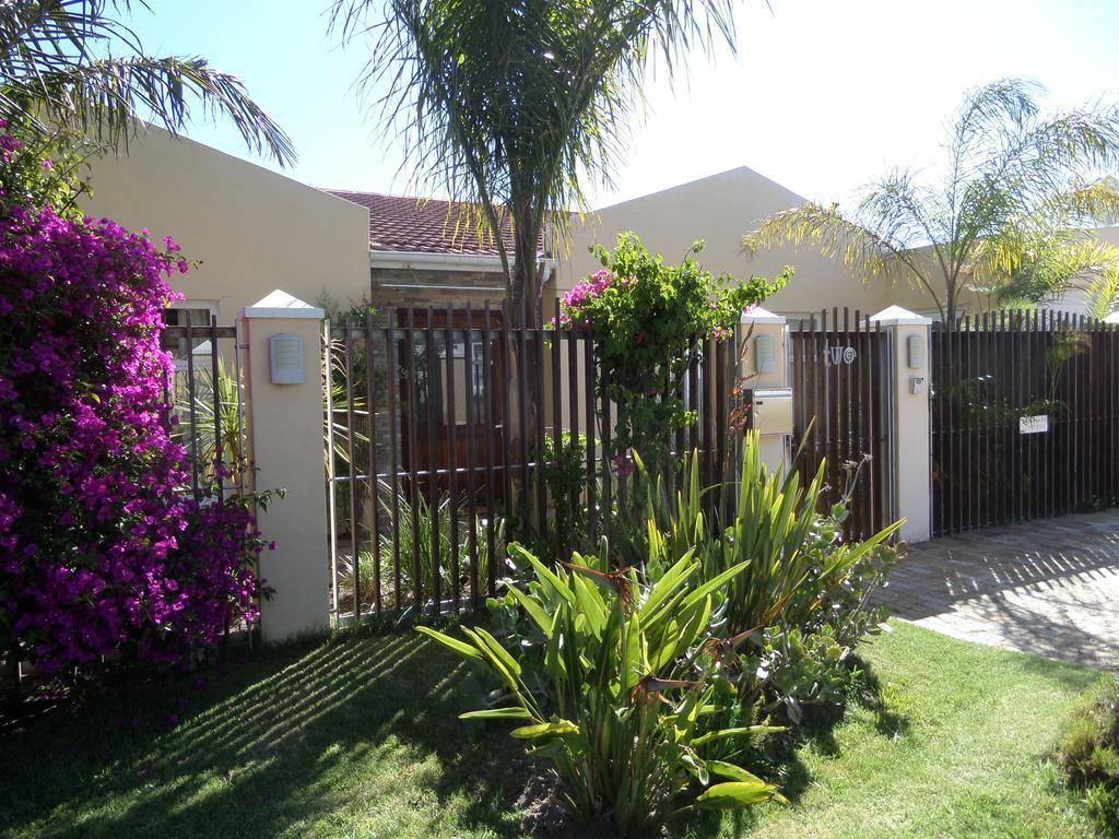 Kasa Nama Hotel Edgemead ภายนอก รูปภาพ